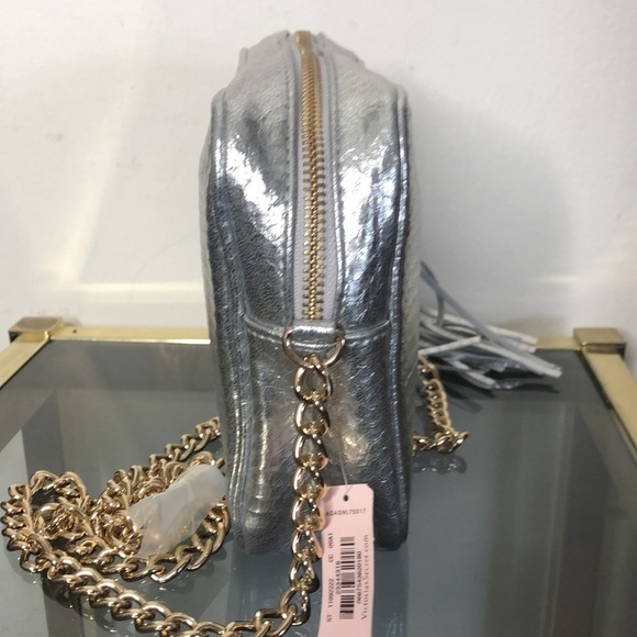 Victorias Secret gold tone chain silver crossbody bag - Picture 8 of 12